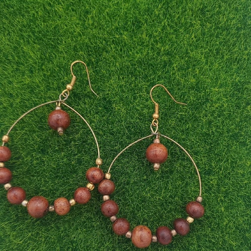 The Duchesses Whisper Openwork Wooden Earrings Hoops  E1017 - Picture 2 of 3